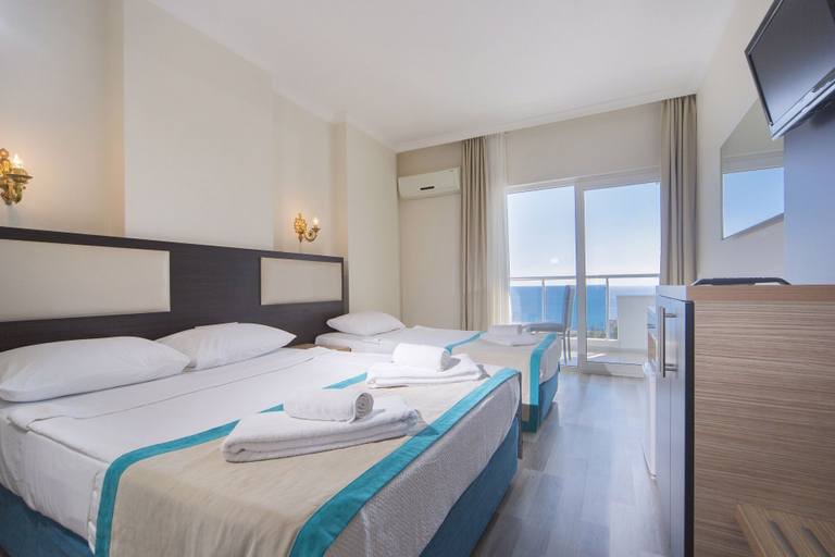 Bedroom 3, Club Sun Paradise Hotel, Alanya
