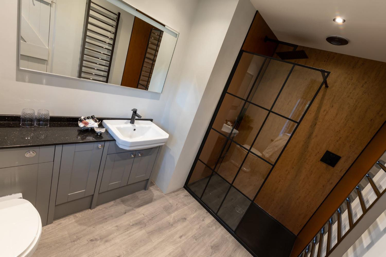 Bathroom 3, Sneaton Castle, North Yorkshire