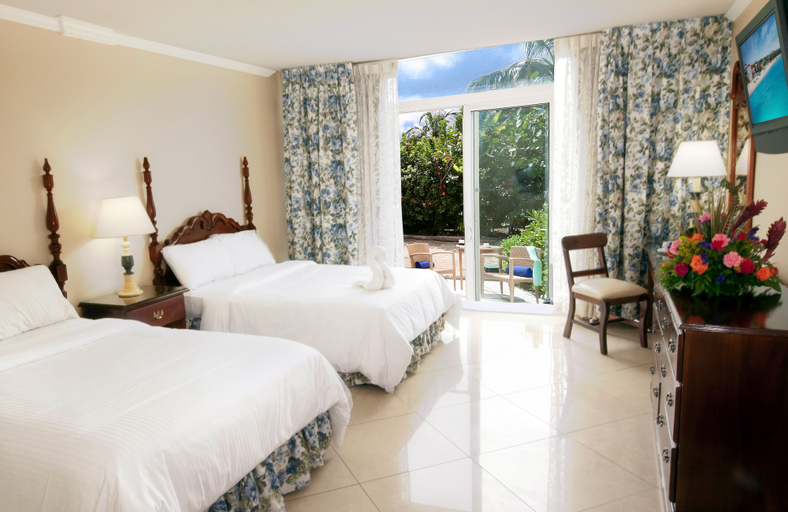 Bedroom 4, Breezes Resort Bahamas All Inclusive