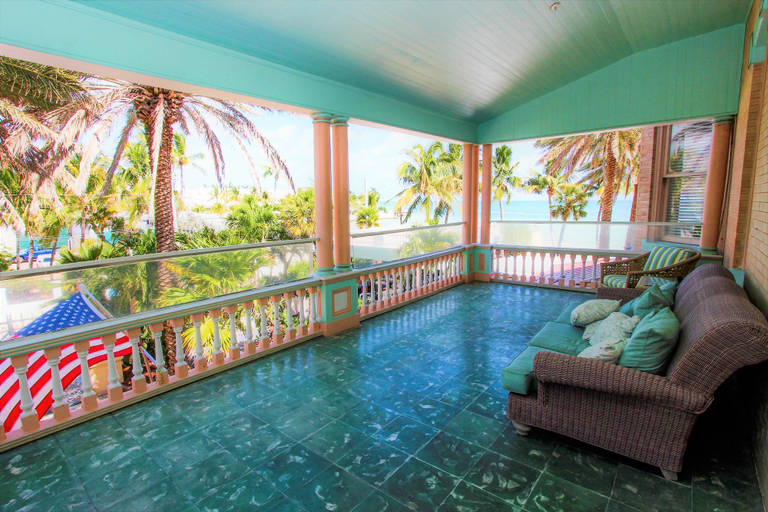 Sport & Beauty 2, Southernmost House - Adult Exclusive, Monroe