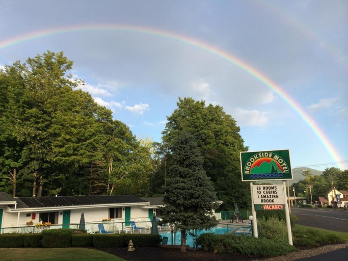 Others 5, Brookside Motel & Cabins, Warren