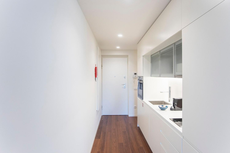 Others 4, Bombarda Apartments by LovelyStay, Porto