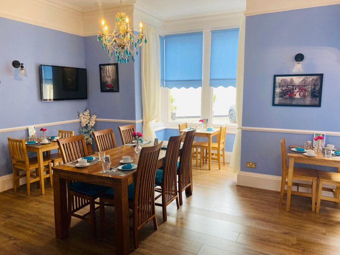 Food & Drinks 5, All Seasons Bed & Breakfast - Adults Only, North Somerset
