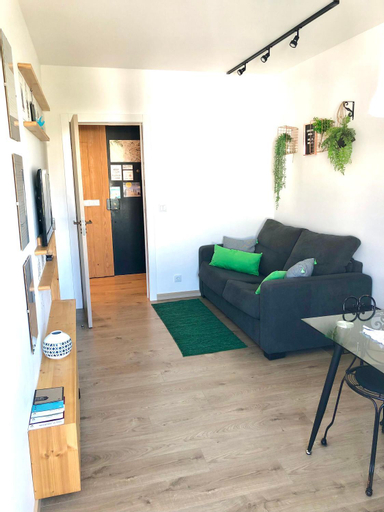 Others 4, Apartamento T1 no centro TE-U, Torres Vedras
