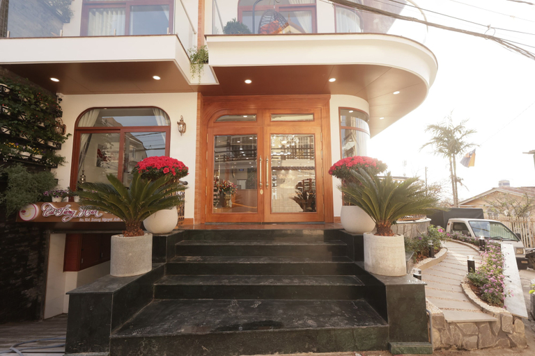 Exterior & Views 2, Cat Tuong Hotel, Đà Lạt