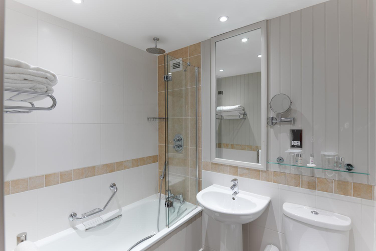 Bathroom 4, The Belsfield Hotel, Cumbria
