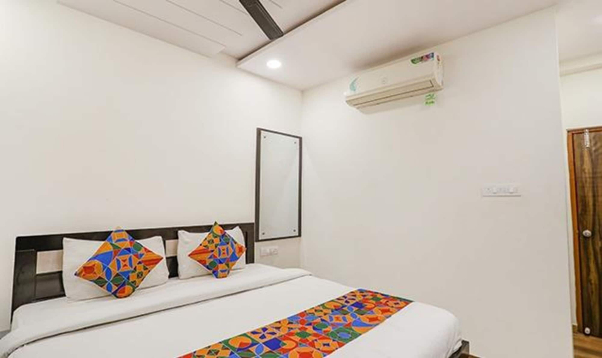 Bedroom 3, Fabhotel Royal Stay, Nagpur
