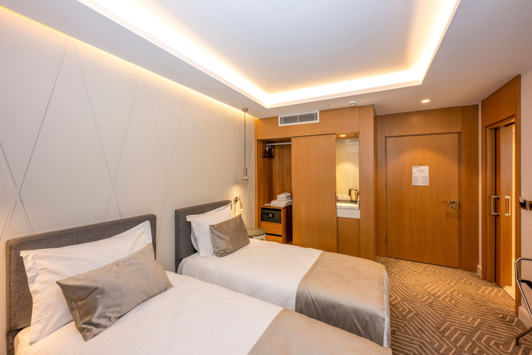 Bedroom 3, Baver Hotel, Fatih