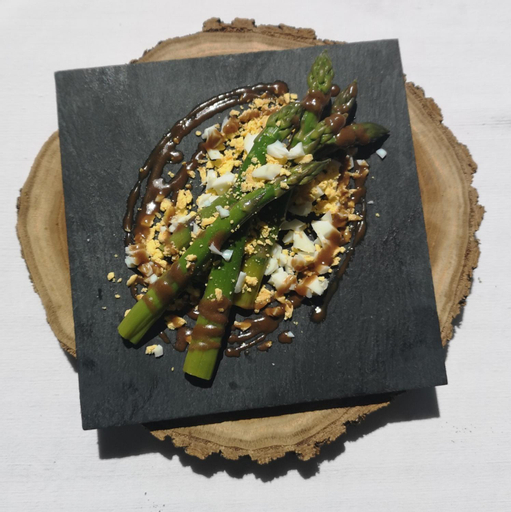 Food & Drinks 16