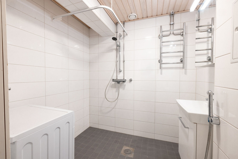 Bathroom 4, 2ndhomes Cozy 1BR Apartment with Balcony, Uusimaa
