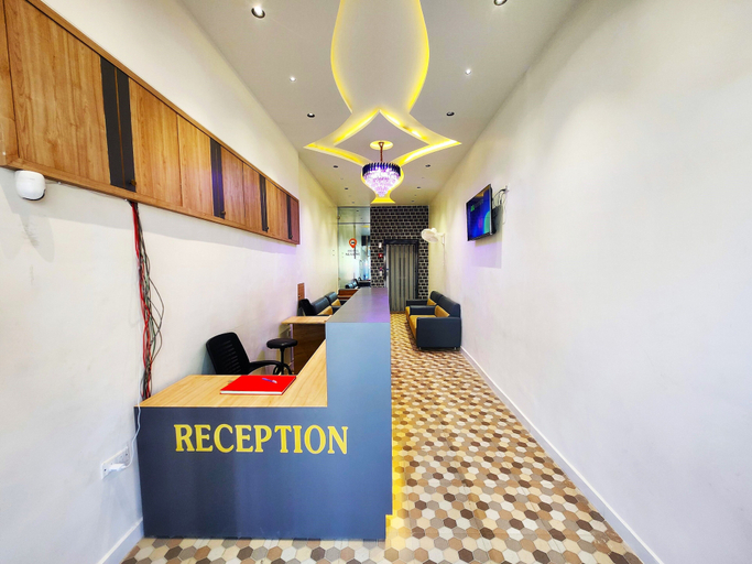 Others 5, Hotel Near Me, Rajkot