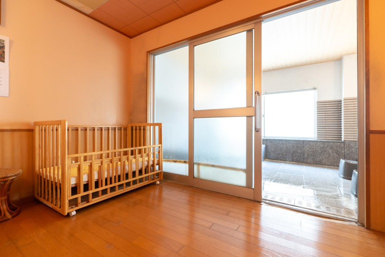 Bedroom 3, Suwakoen, Shimosuwa