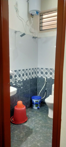 Bathroom, Hotel PSR Executive Rooms by VINHOTELS, Bangalore