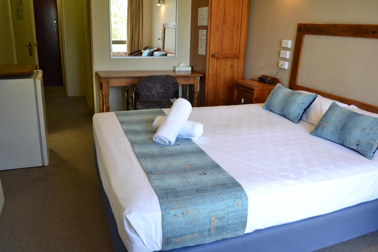 Bedroom 3, Bridge Motor Inn, Rockhampton