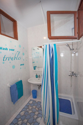 Bathroom 4, Apartments and Room Agata, Medulin