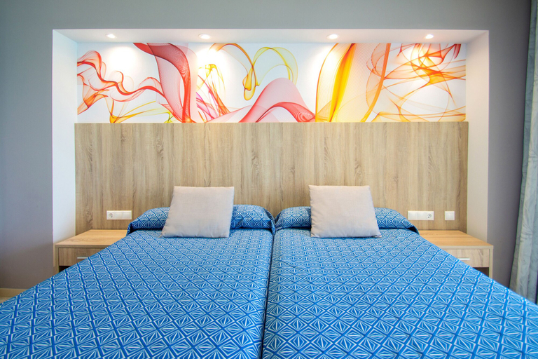 Bedroom 4, Hotel Servigroup Koral Beach, Castellón