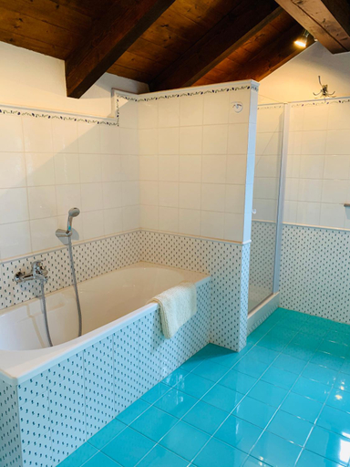 Others 4, Viaggio della Vita B&B, Asti