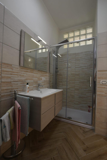 4, La Casa di Sara, Vibo Valentia