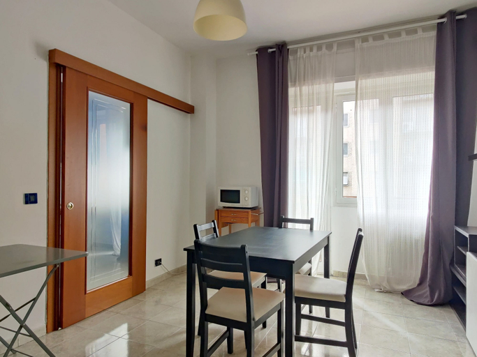 Living area 4, Comfort in Rembrandt 12, Milano
