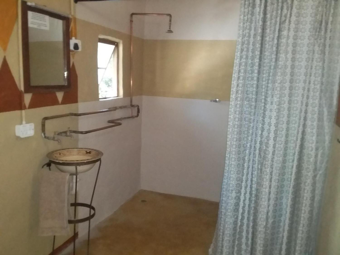 Others 4, Discovery Bed and Breakfast, Ngamiland East