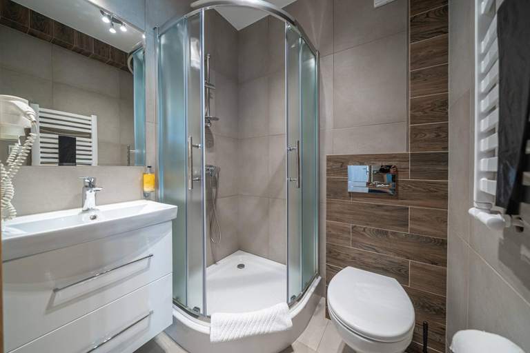 Bathroom 3, Malinowy Potok, Tatra