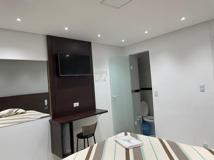 Others 4, Hotel La Torre, São Paulo