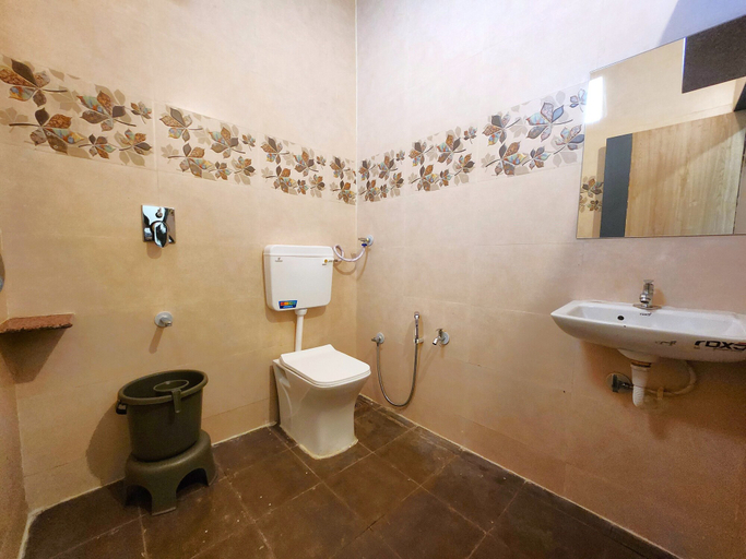 Bathroom, Hotel Near Me, Rajkot