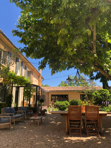 Others 3, Le Mas Justin, Vaucluse
