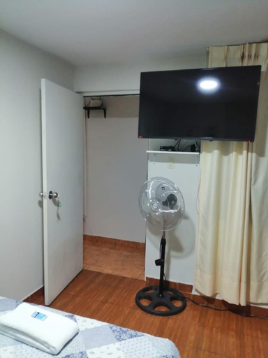 Others 4, Lopez House, Callao