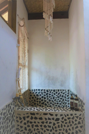 Bathroom 2, Villa Marmarine Beach Resort, Siquijor