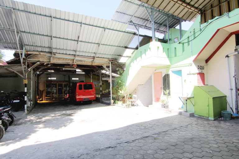 Exterior & Views 3, Tiga Dua Homestay, Yogyakarta