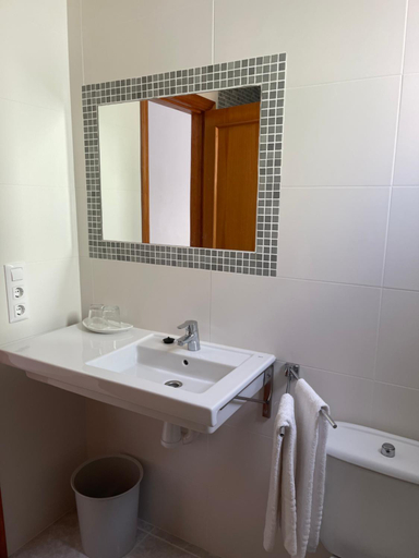 Bathroom 4, Hostal CAN GALLU, Baleares