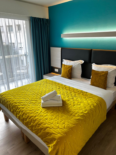 Bedroom 3, Hotel Jardin Croisette, Alpes-Maritimes