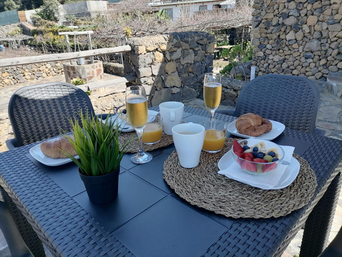 Food & Drinks 4, LA TAGORA Conect with the nature & relax, Santa Cruz de Tenerife