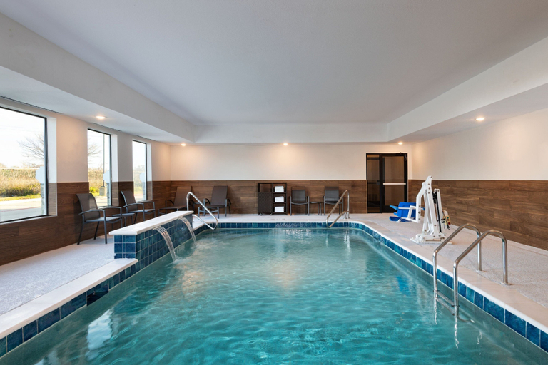 Sport & Beauty, Fairfield Inn & Suites Hillsboro, Hill