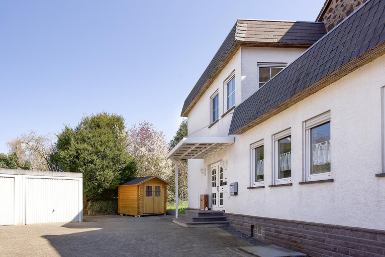 Others 4, Keller Hohe, Mayen-Koblenz