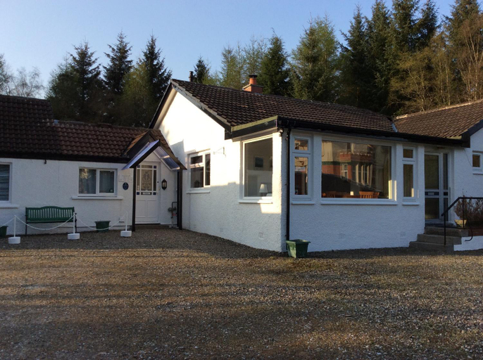 Others 4, Dalkell Cottages, Stirling