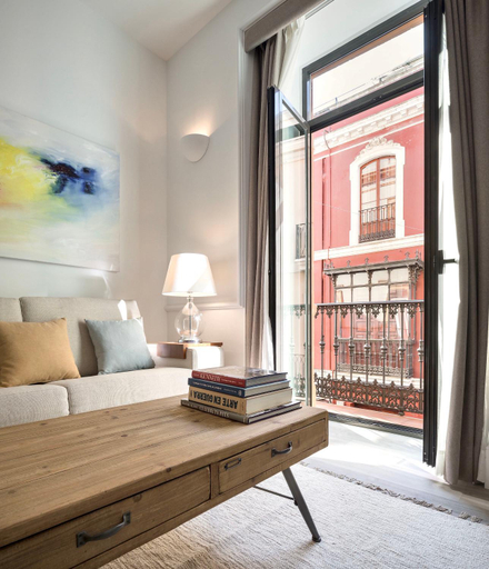 Bedroom 2, Puerta Catedral Holiday Suites, Sevilla