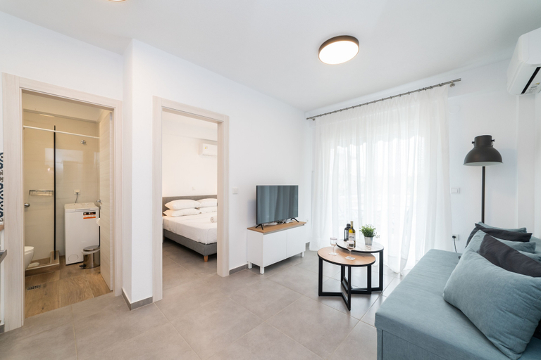 Others 5, Antigone Residential Complex, East Macedonia and Thrace