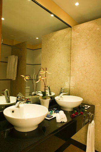 Bathroom 5, Pestana Sintra Golf Resort & Spa Hotel, Sintra