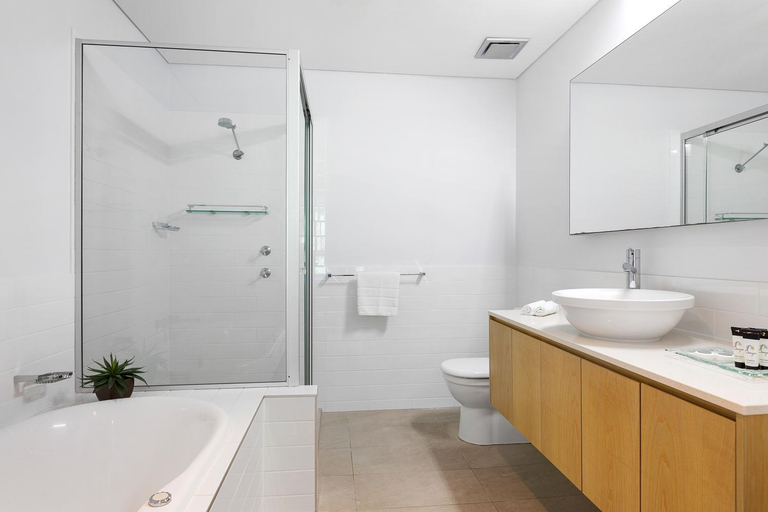 Bathroom 3, Azure Sea Whitsunday Resort, Whitsunday