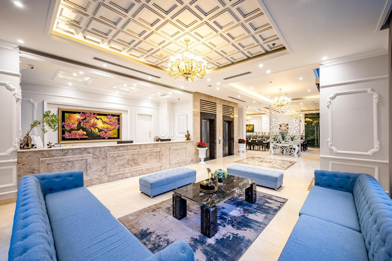 Public Area 3, Acnos Grand Hotel, District 3