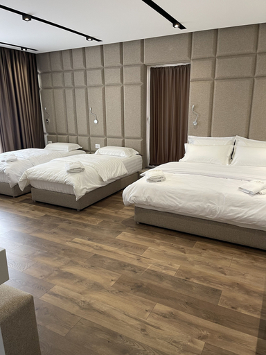 Bedroom 3, Portside Hotel, Vlorës