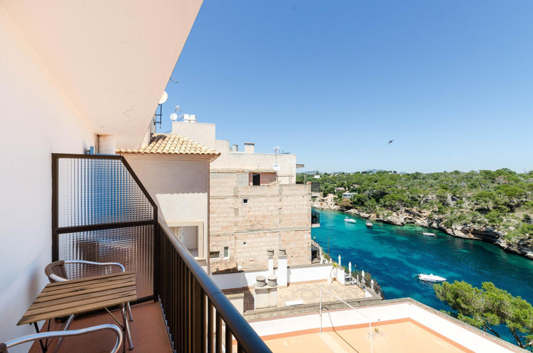 Others 5, La Marina CH, Baleares