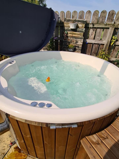 Sport & Beauty 2, Skipbridge farm glamping, North Yorkshire
