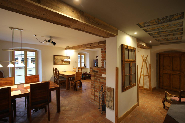 Others 5, Pension und Falknerei an der alten Schmiede, Görlitz