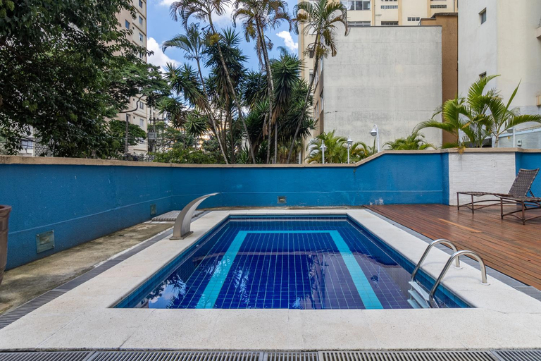 Swimming Pool 16