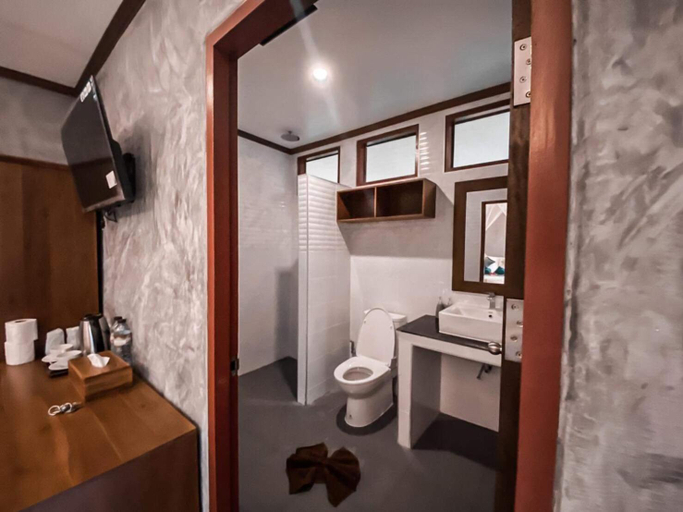 Bathroom, The mantra resort, Ko Yao District