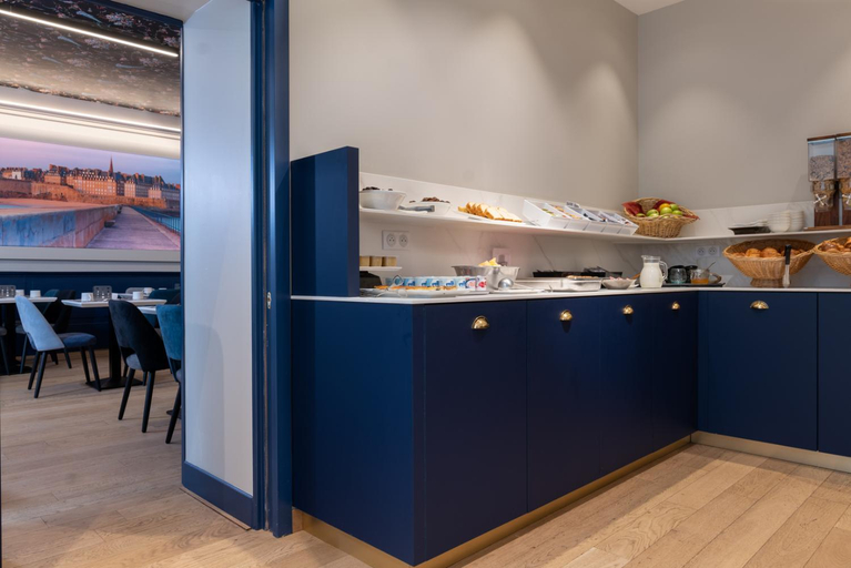 Food & Drinks 5, Hotel De L'univers, Ille-et-Vilaine
