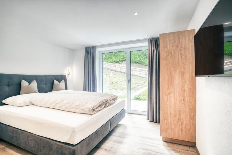 Bedroom 3, Apart Gstrein - Ski-In & Ski-Out, Landeck